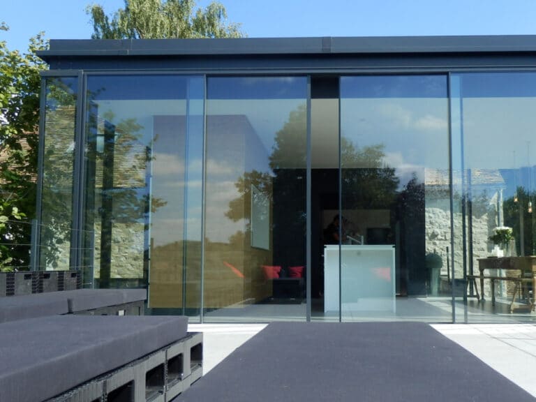 veranda design noir